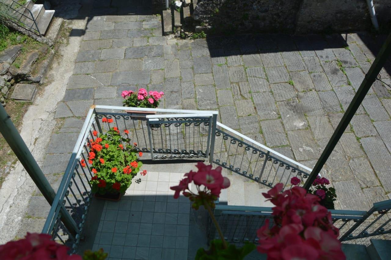 Agriturismo Ghirlanda Norma Rita Carrodano Inferiore Εξωτερικό φωτογραφία